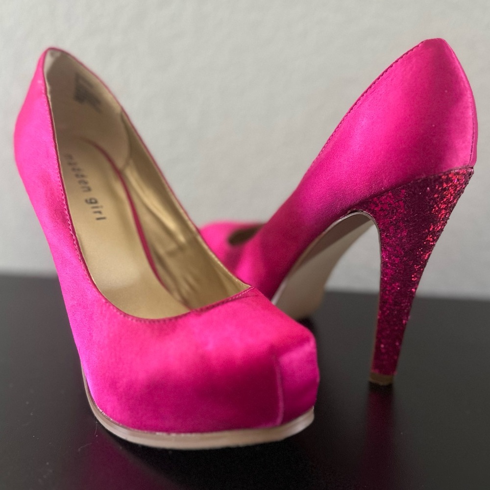 Madden Girl hot pink heels size 8